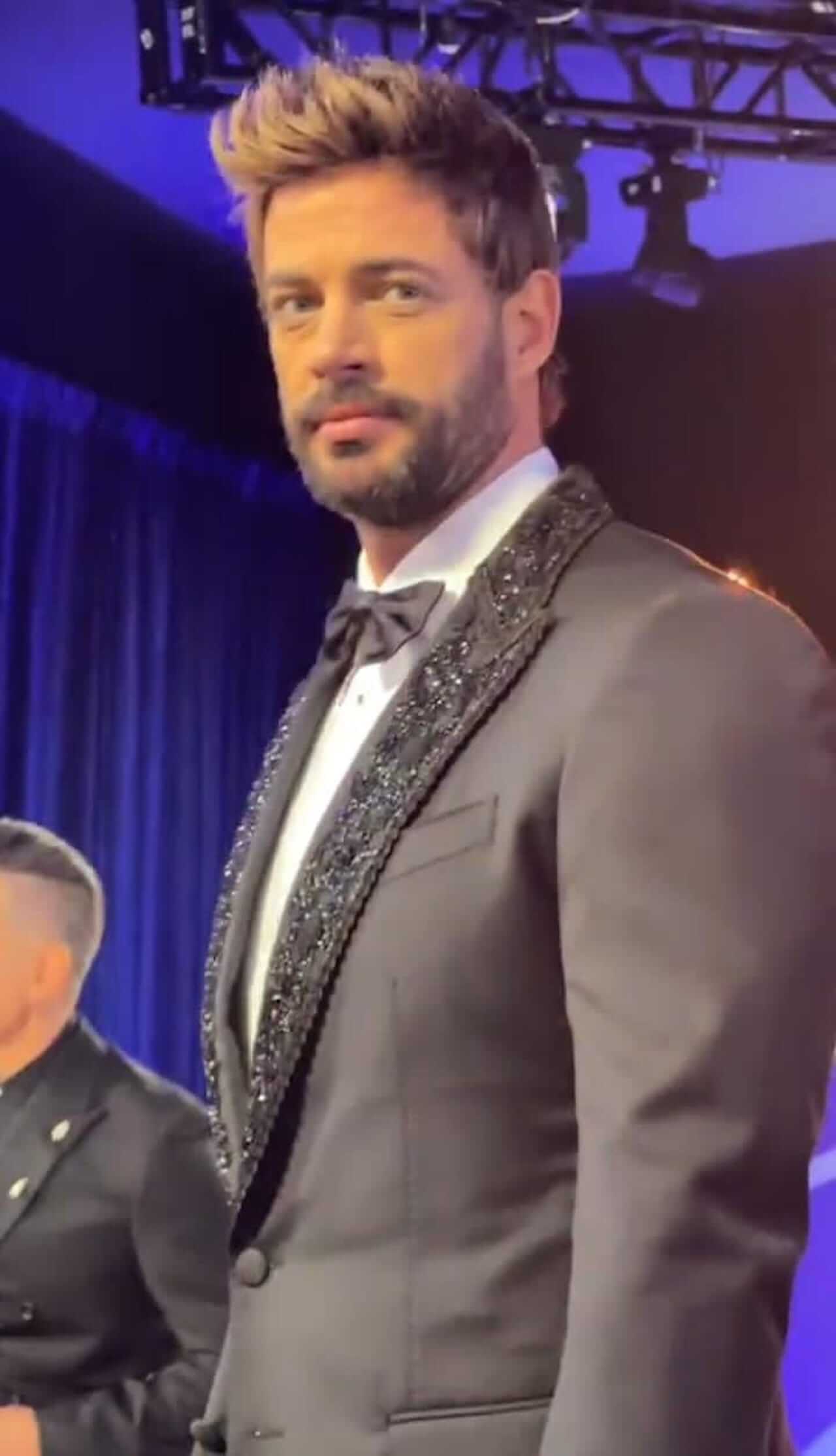 William Levy Premios Billboard Latinos 2021 