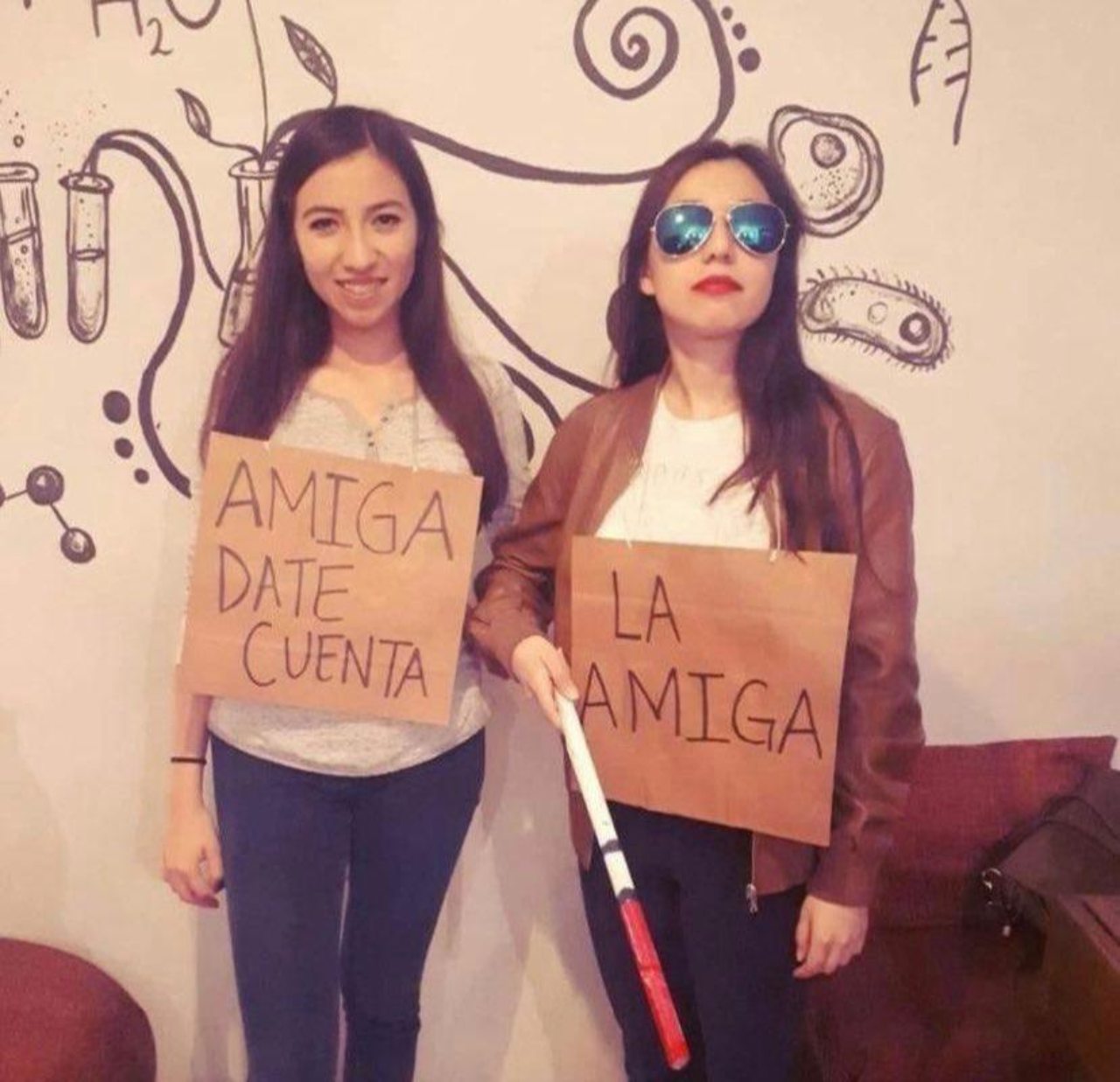 amiga date cuenta disfraz halloween 2021
