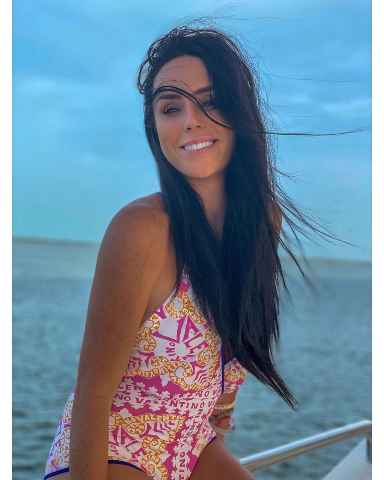 Ines Gomez Mont solicita amparo detener