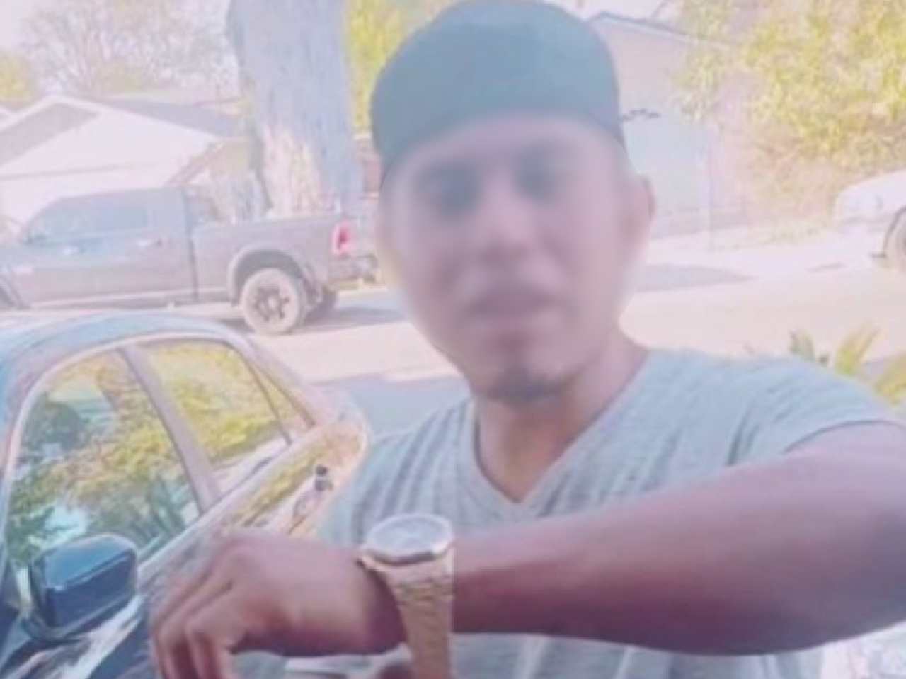 Extranjero arremete contra mexicanos por comer nopales