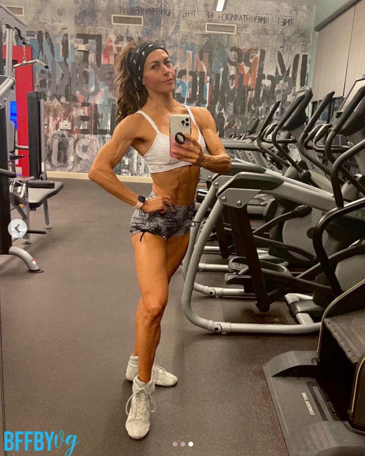 Vanessa Guzmán se convierte en abuela
