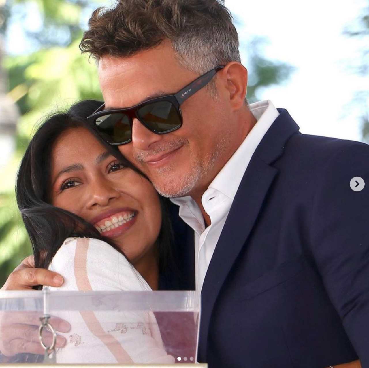 Yalitza Aparicio y Alejandro Sanz