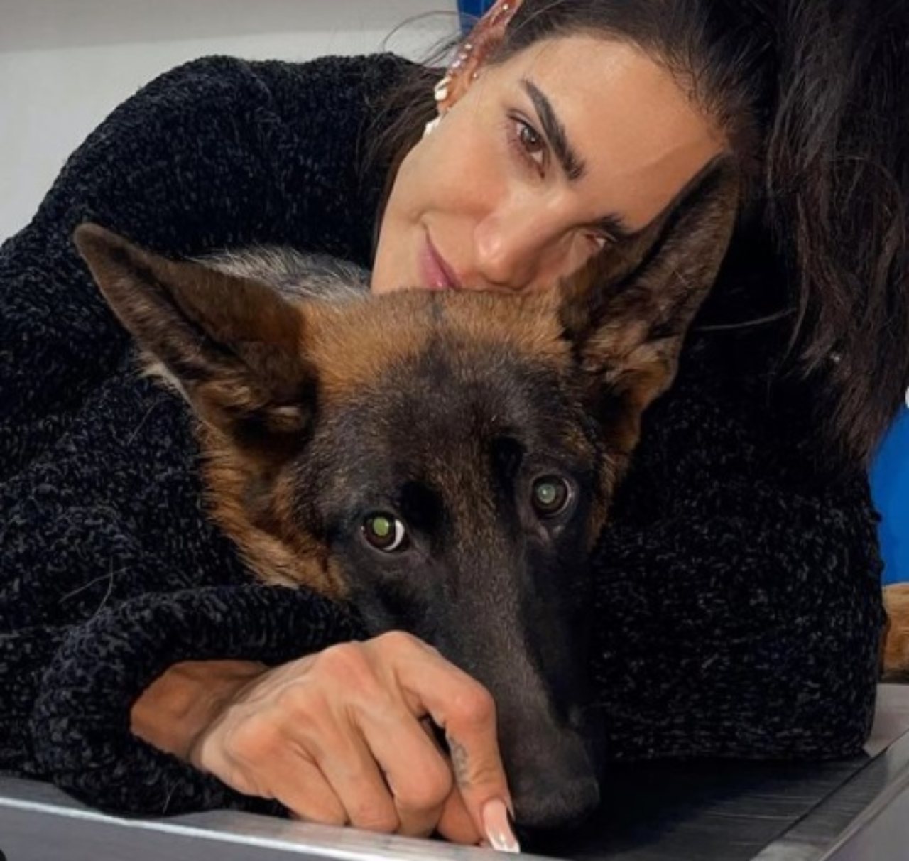 barbara de regil con perrita nala