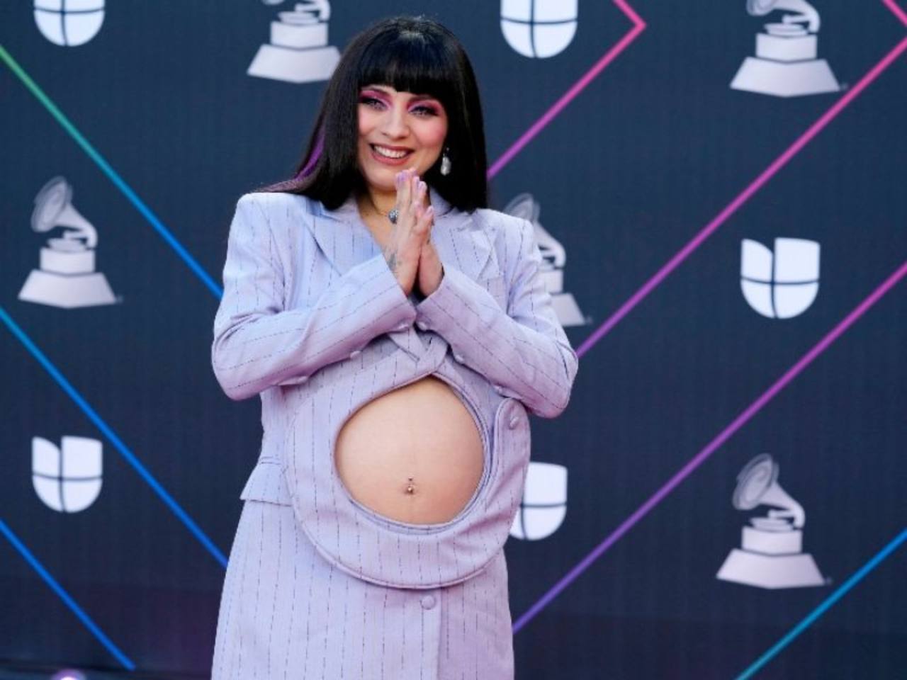 embarazo Mon Laferte