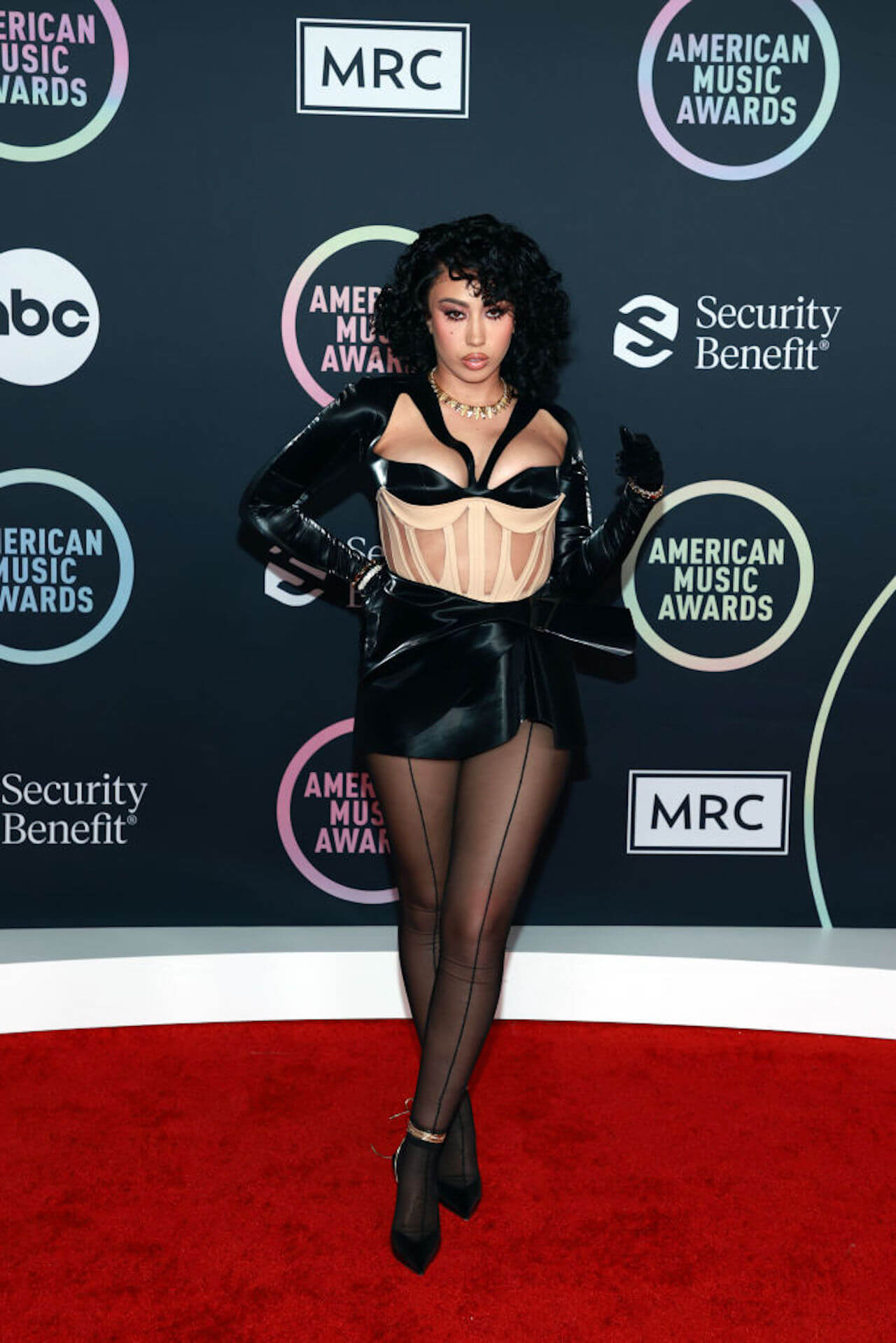 Kali Uchis en los American Music Awards 2021