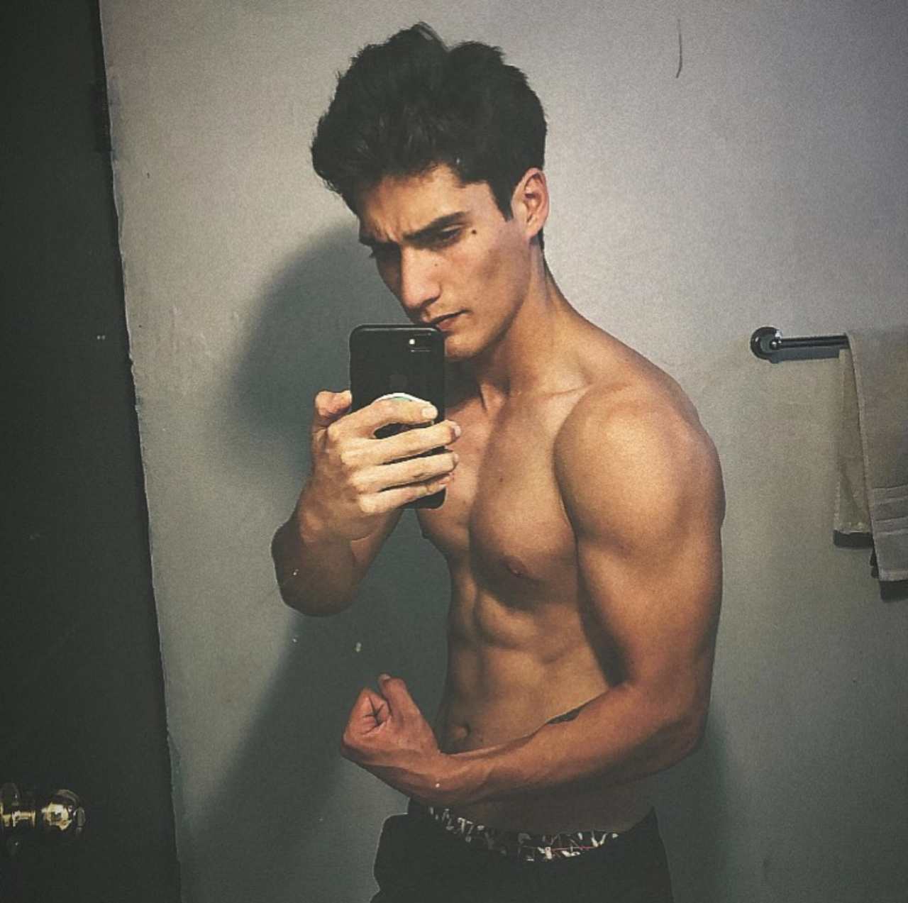 Tristán Othon, hijo de Yahir