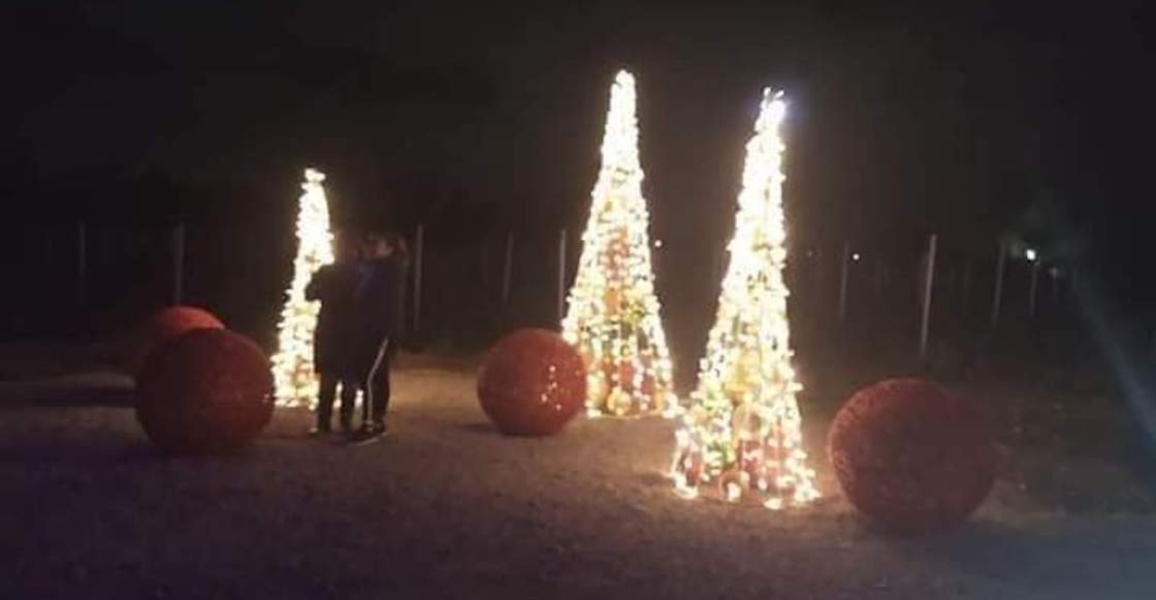 villa navidena fraude queretaro luces viral