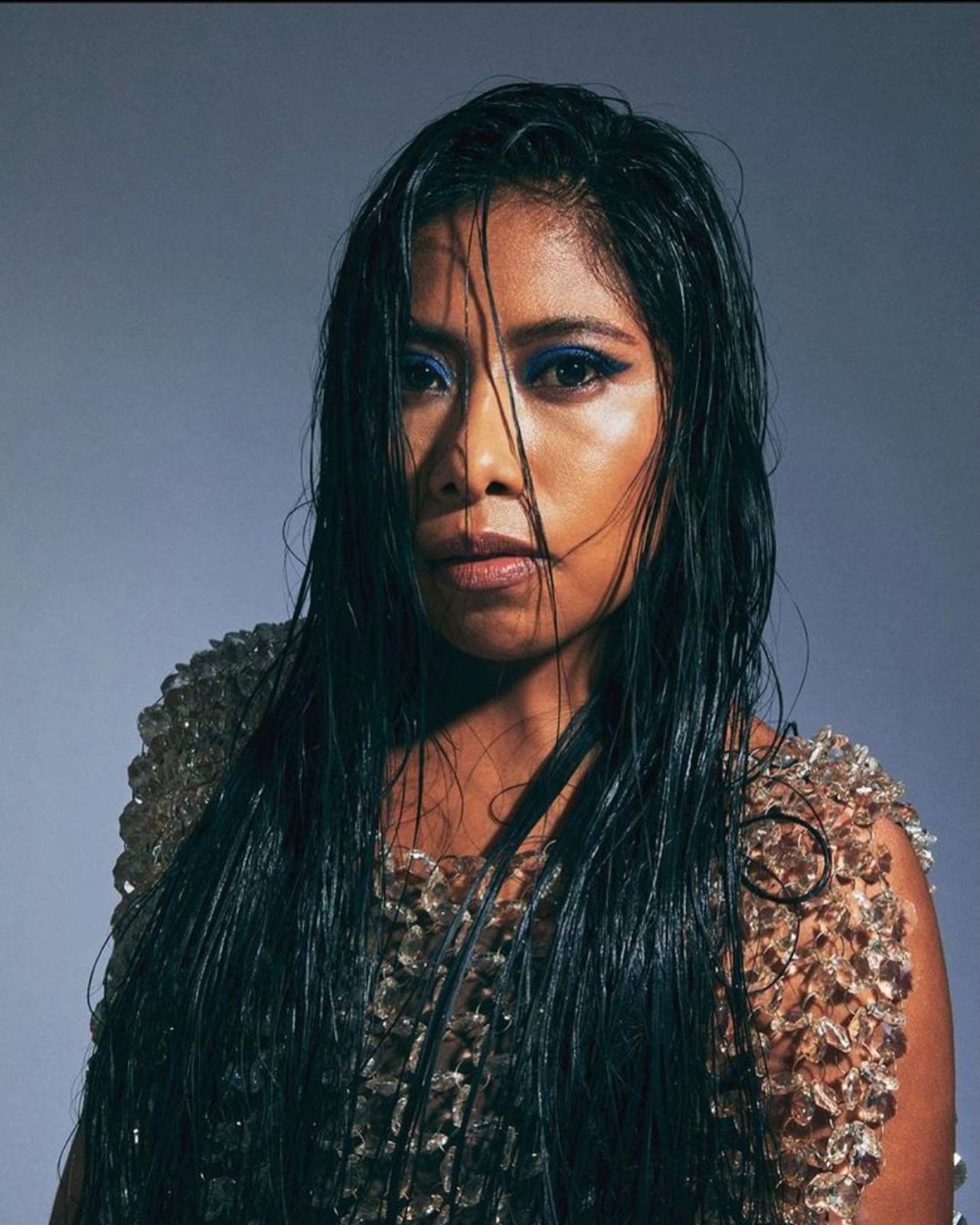 Yalitza Aparicio sesion fotos revista hombres