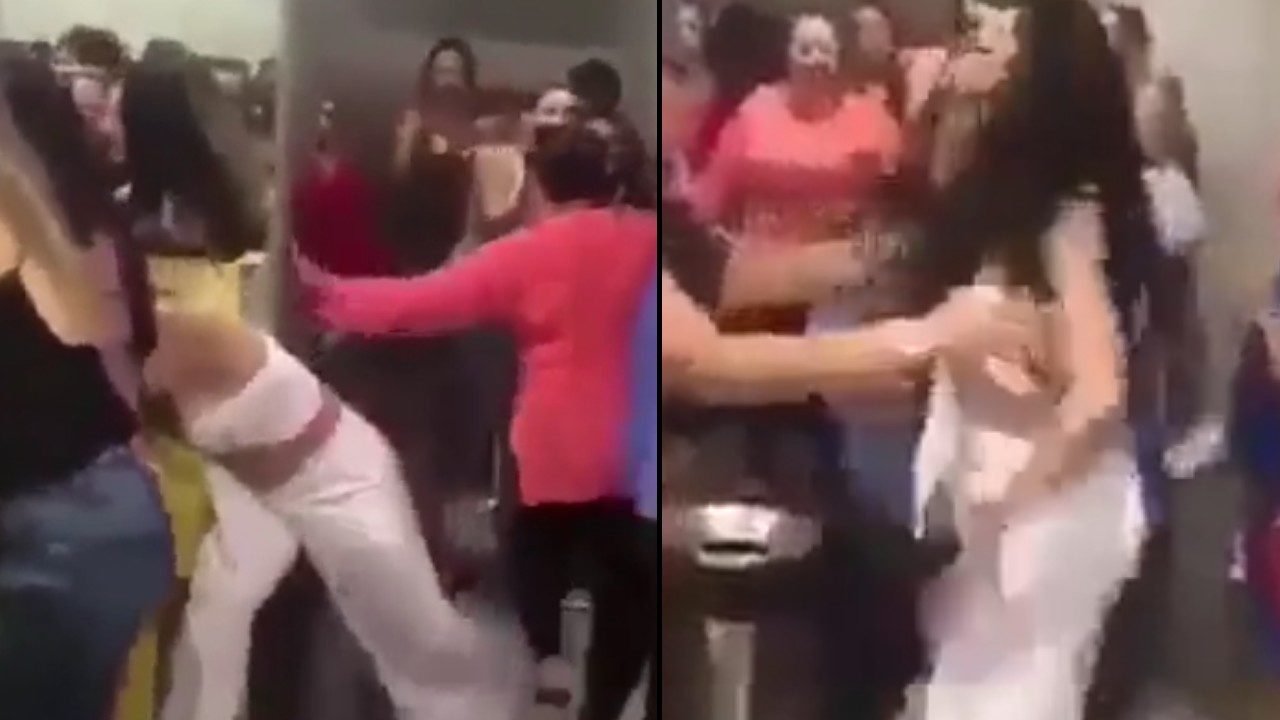 pelea fiesta empresa regalo extraño