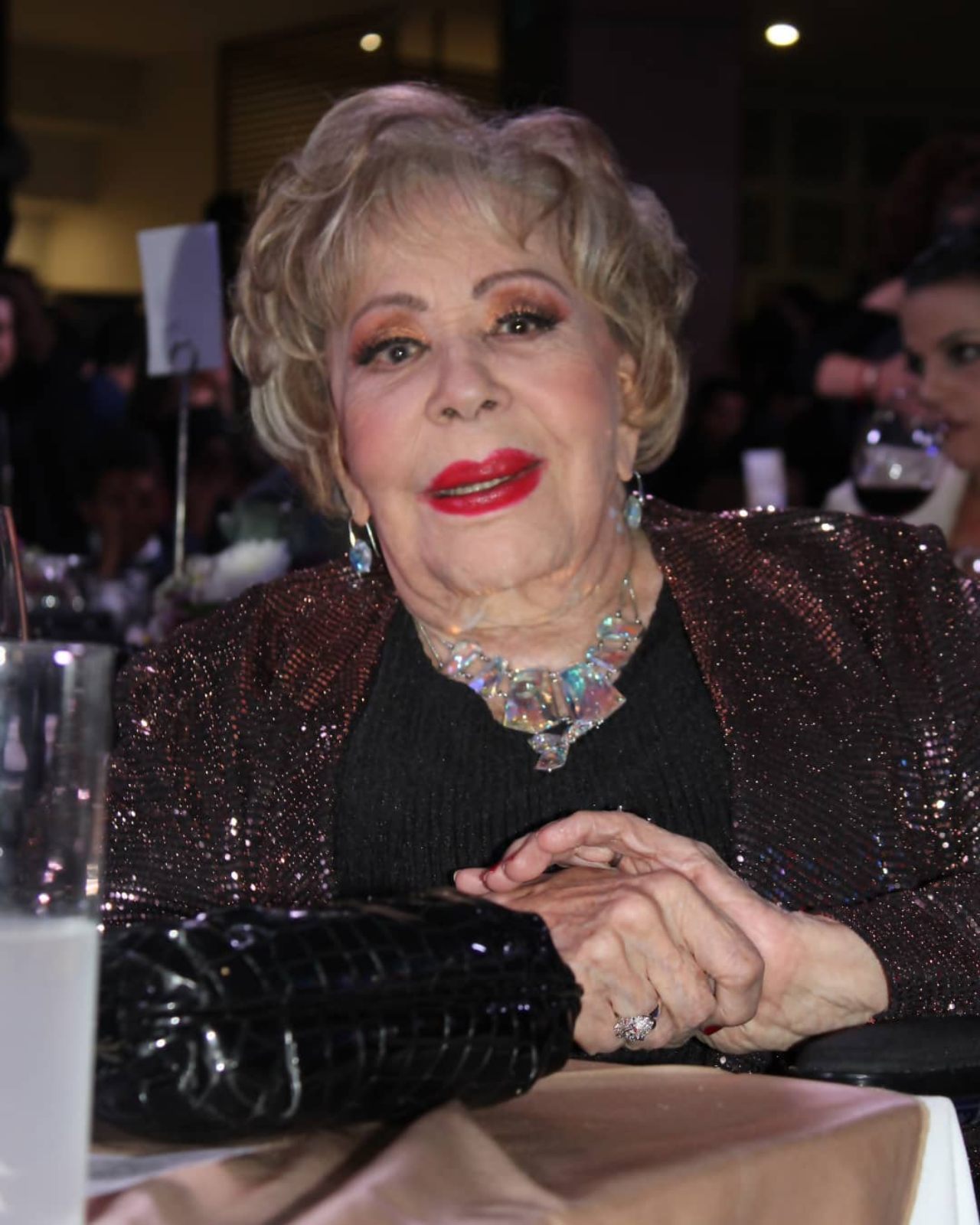 Silvia Pinal hospitalizada covid 19 salud