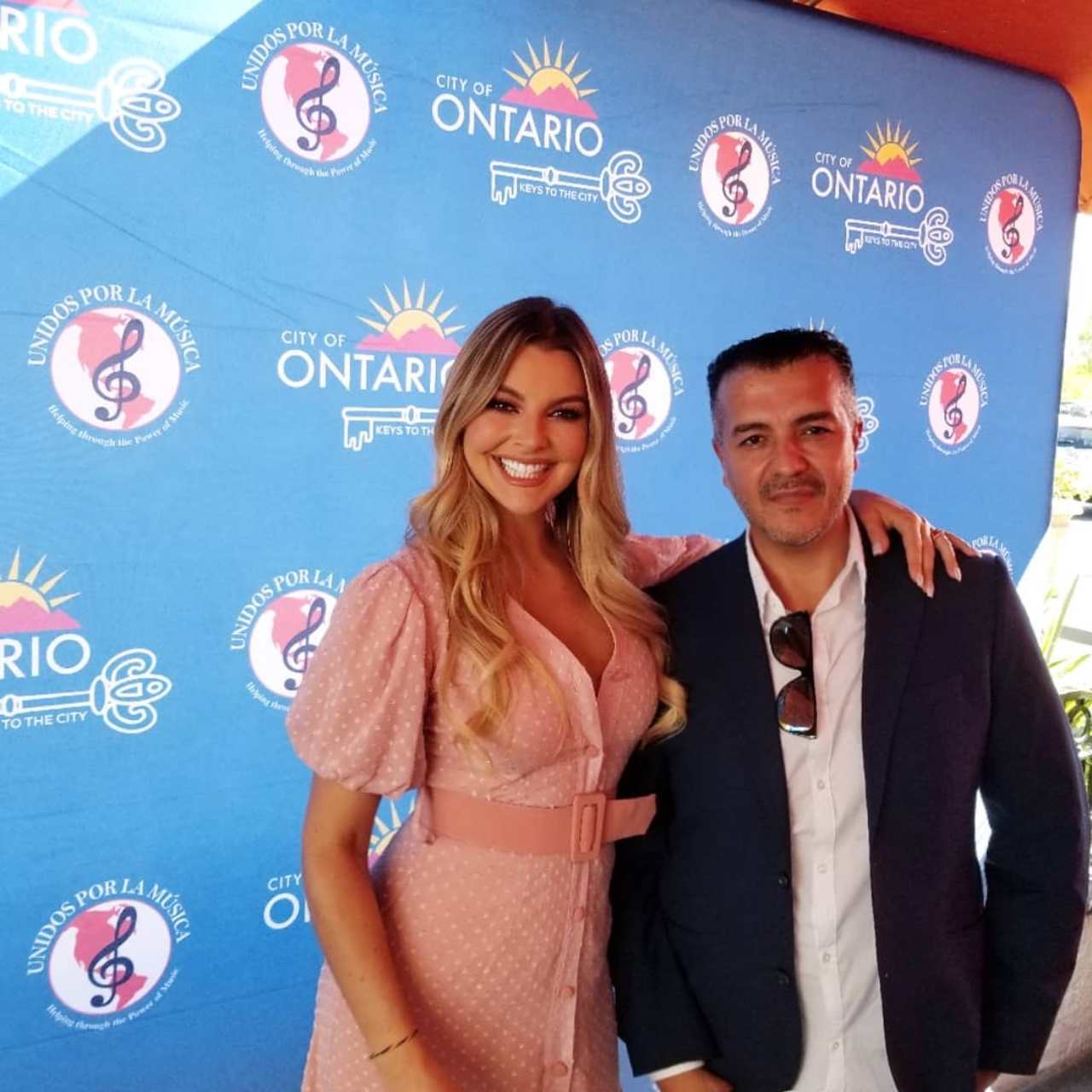 Vicente Uribe Marjorie de Sousa