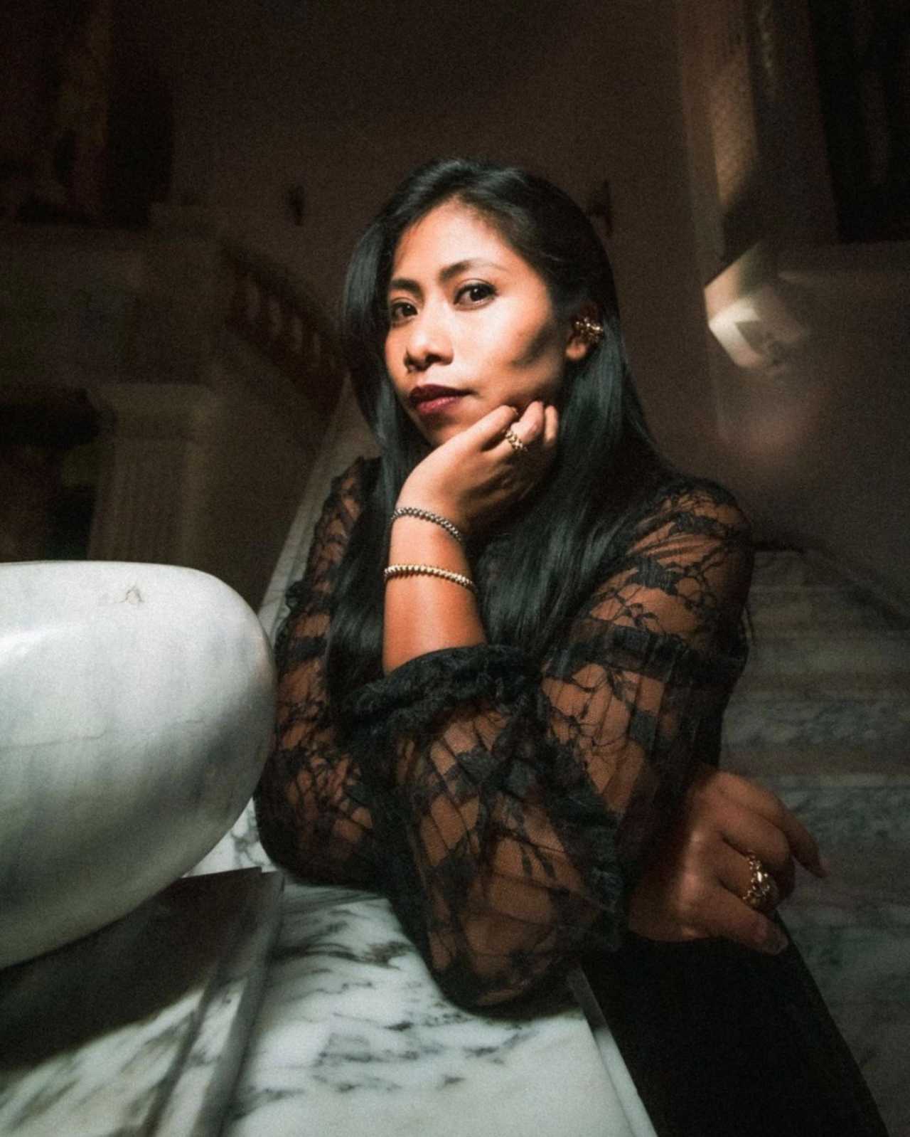 Looks inspirados en Yalitza Aparicio