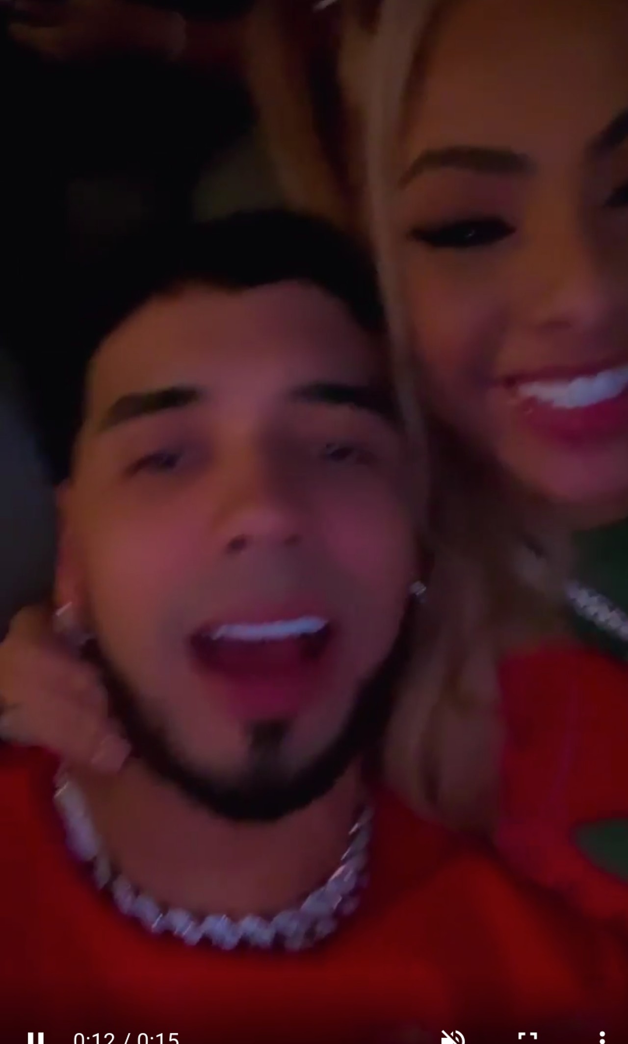 Anuel aa yailin boda comprometidos