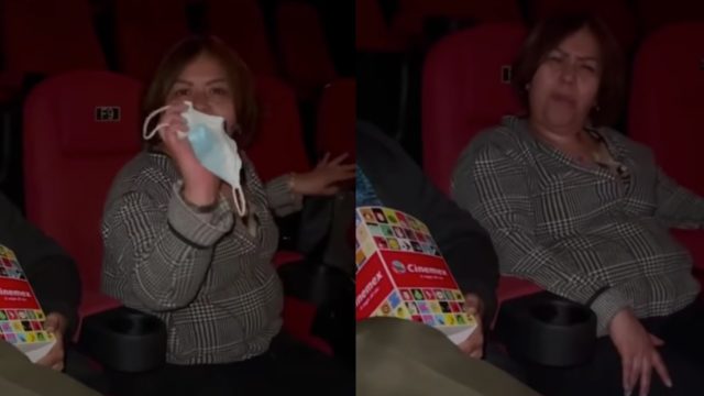 destacada mujer cubrebocas cine
