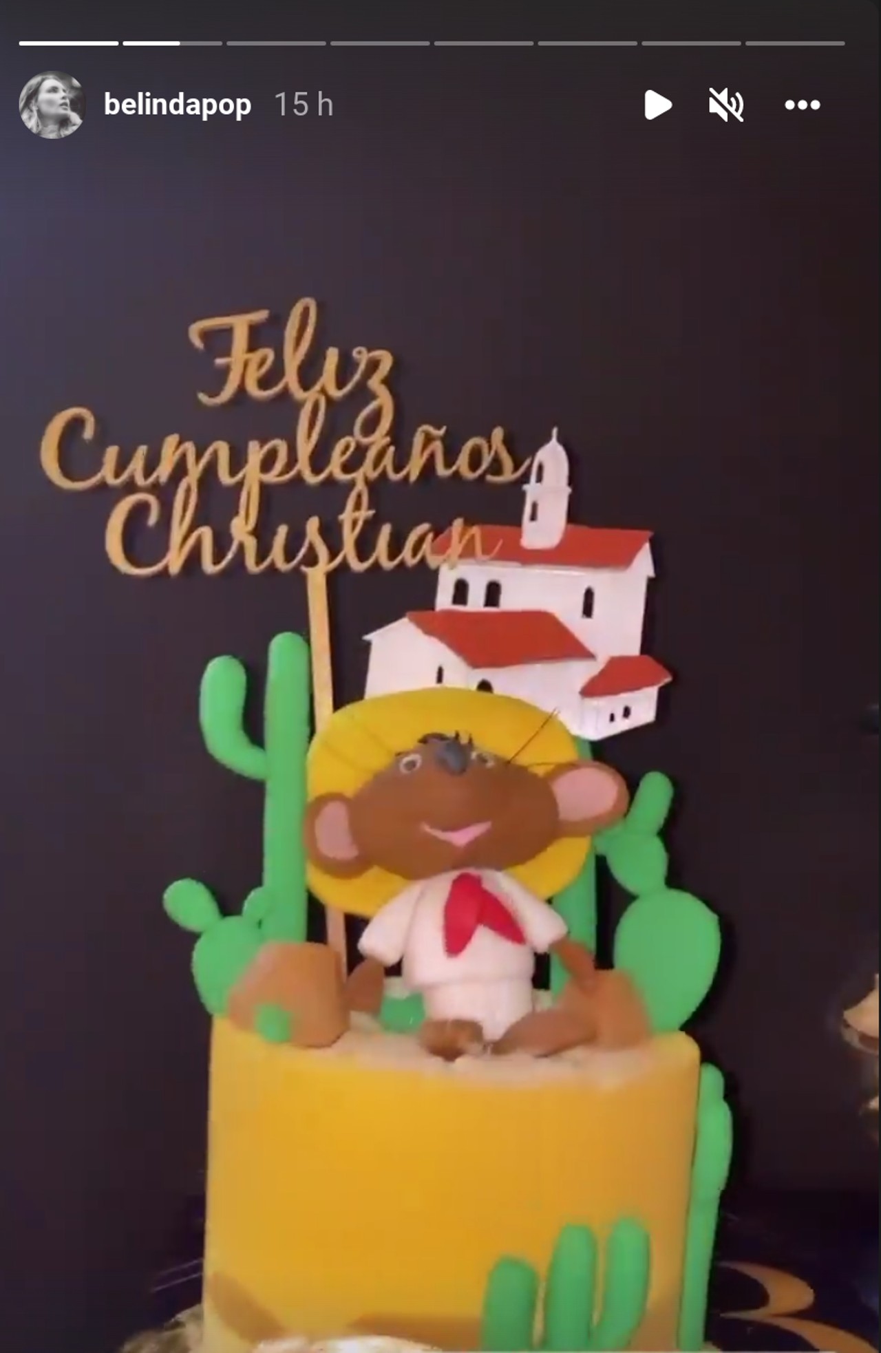 Blinda Christian Nodal fiesta cumpleaños pastel