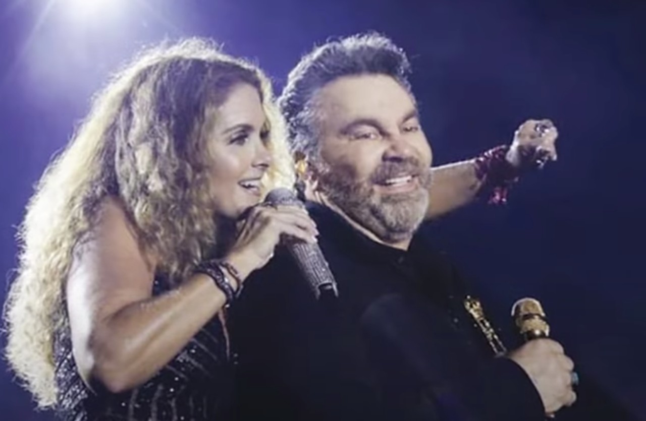 lucero y mijares cantando juntos