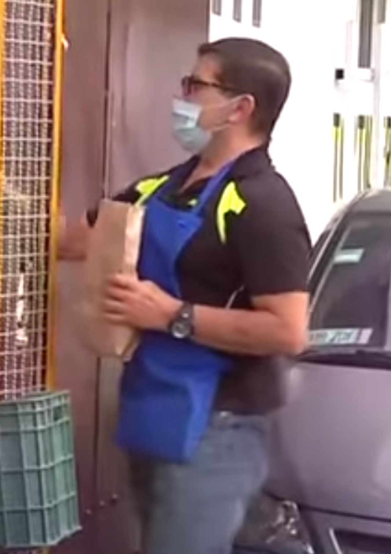a domicilio vende marquesitas pepe mañana