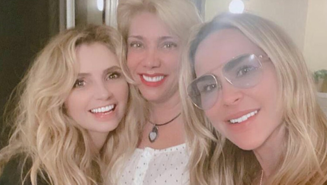Cynthia Klitbo perdon Angelica Rivera exhibirla
