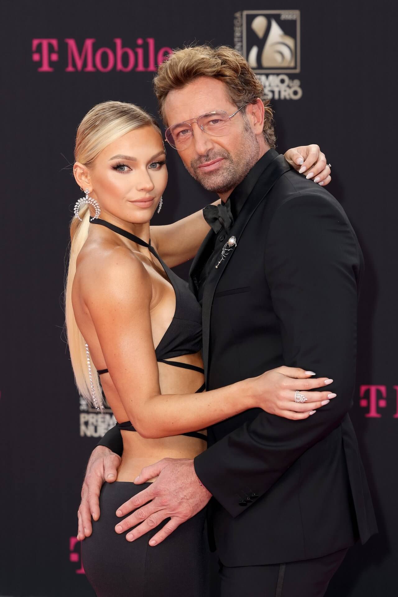 Irina Baeva y Gabriel Soto en Premio Lo Nuestro 20202