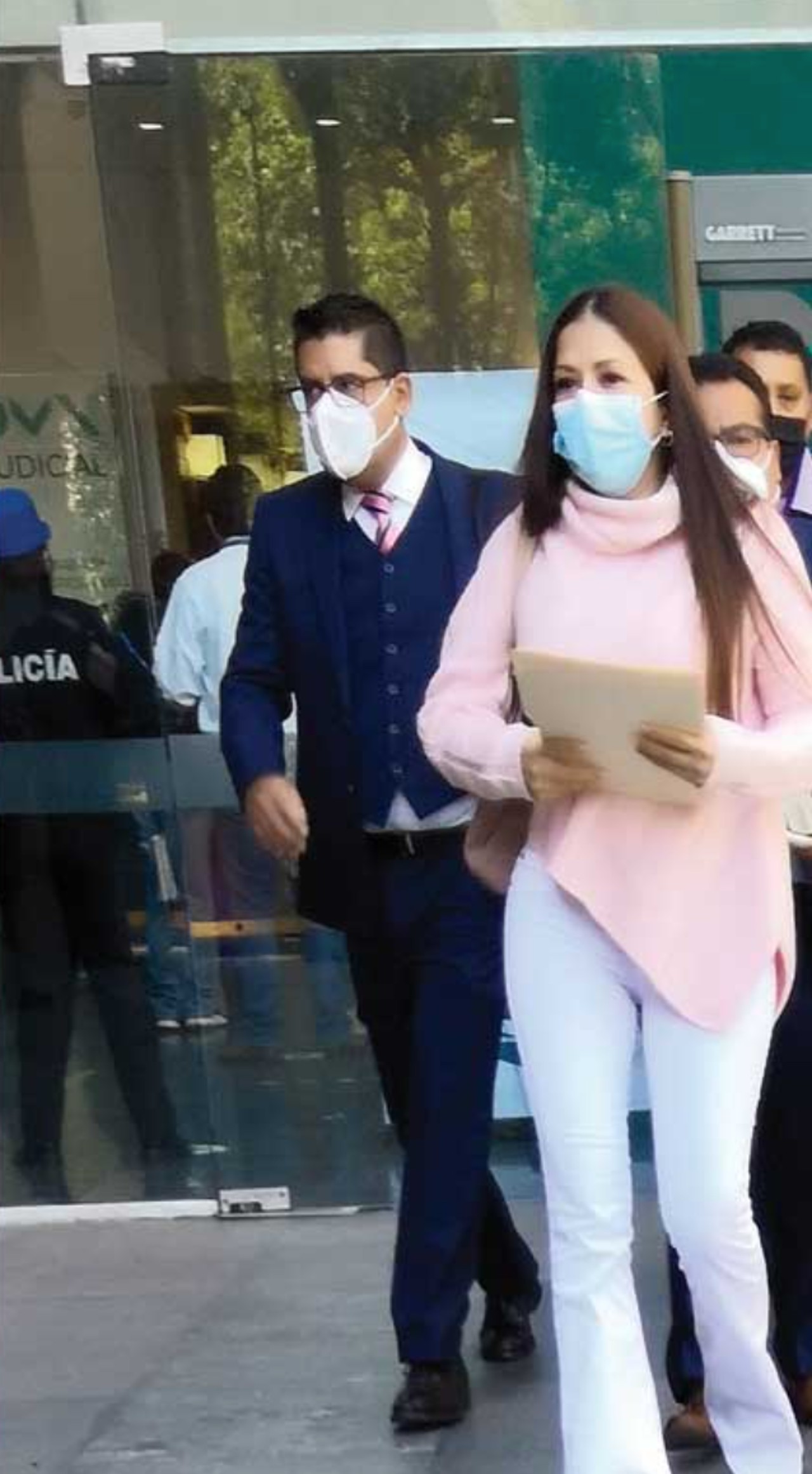 modelo luz piedad justicia hija no reconocida