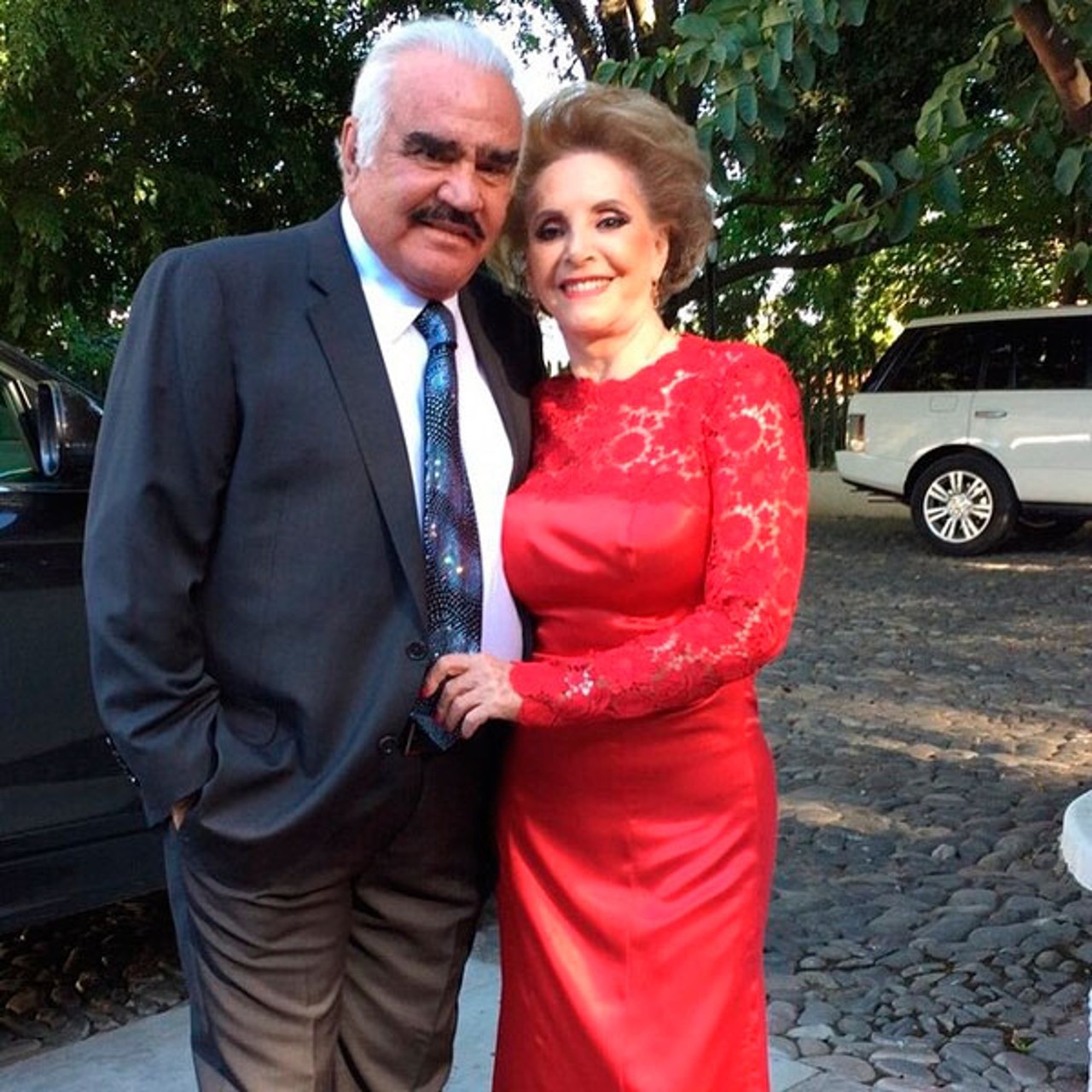 vicente fernandez esposa cuquita