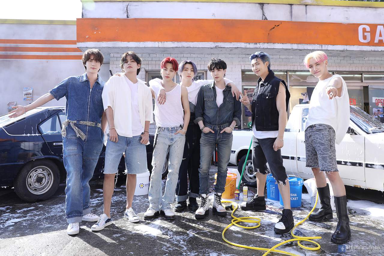 BTS
