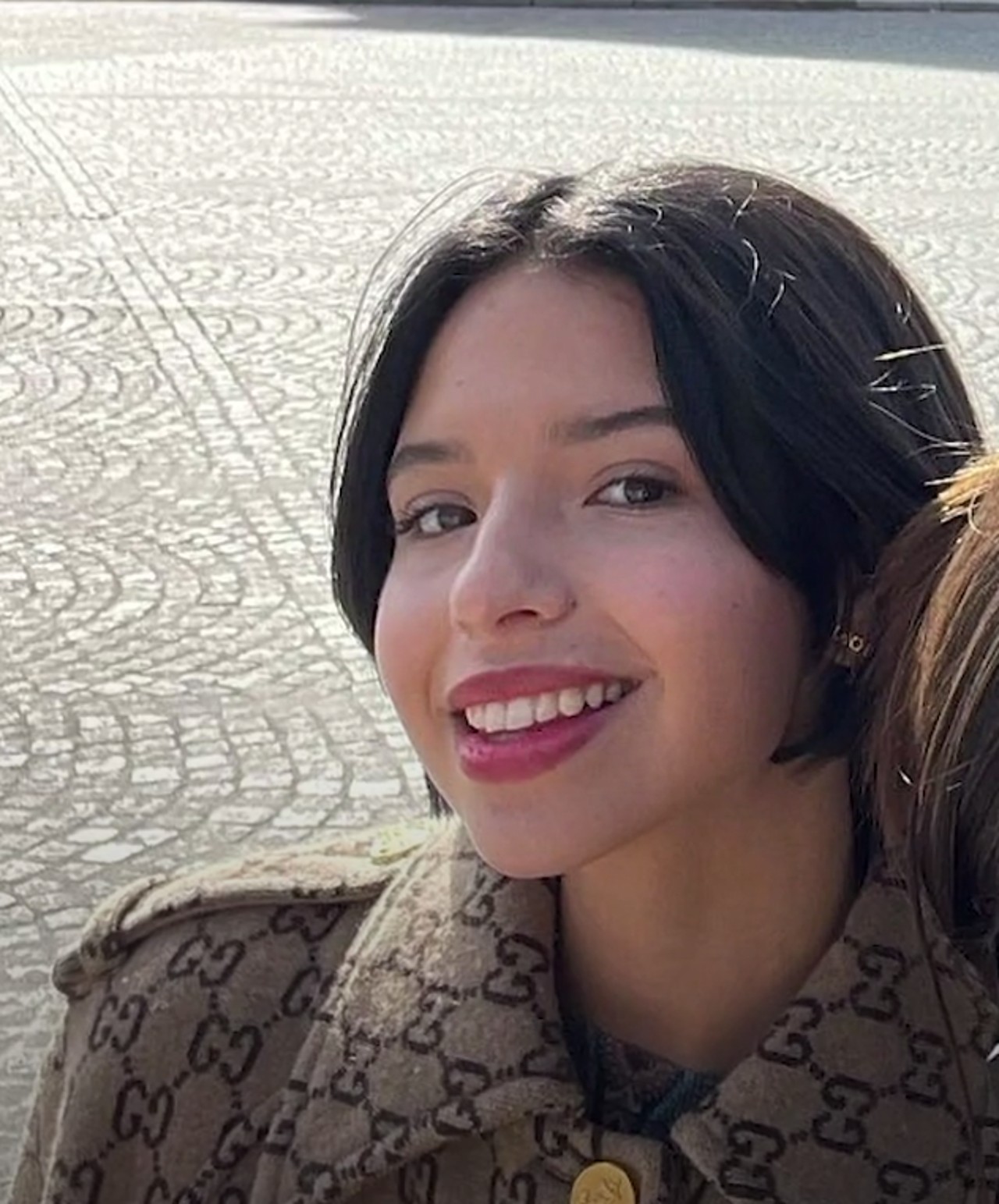 angela aguilar gucci caro