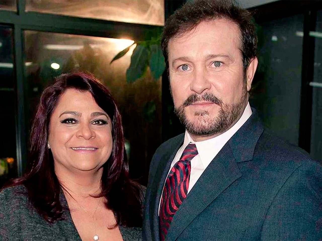 esposa arturo peniche romance