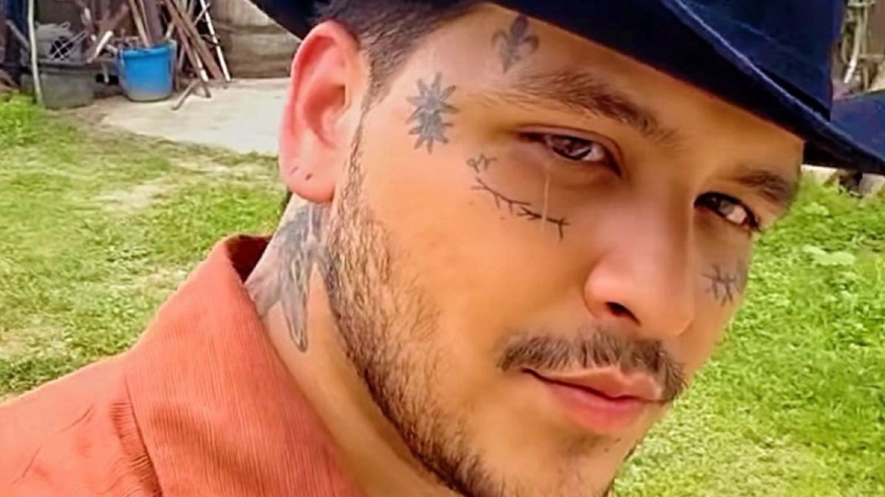 christian nodal lujos
