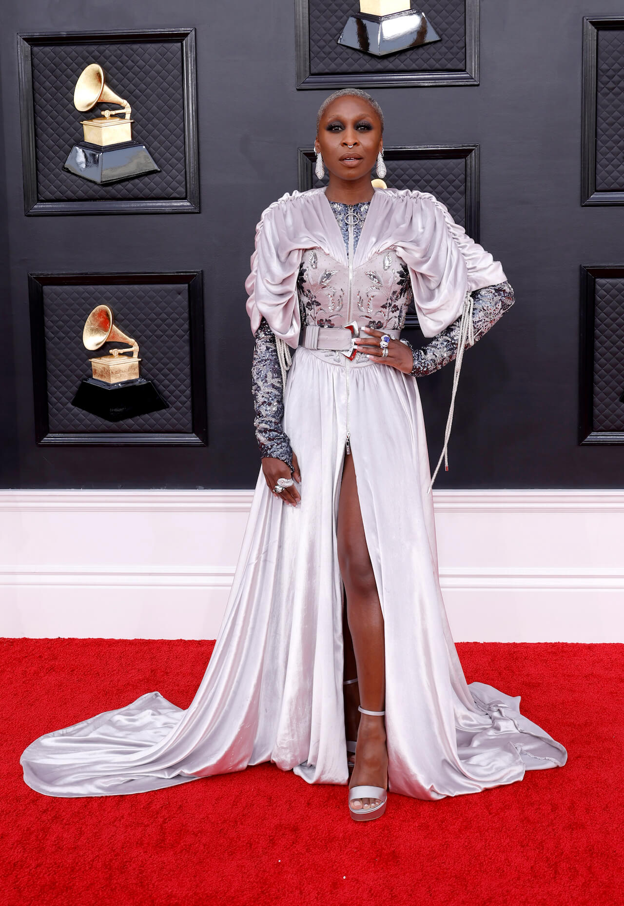 Cynthia Erivo en la alfombra roja Grammys 2022