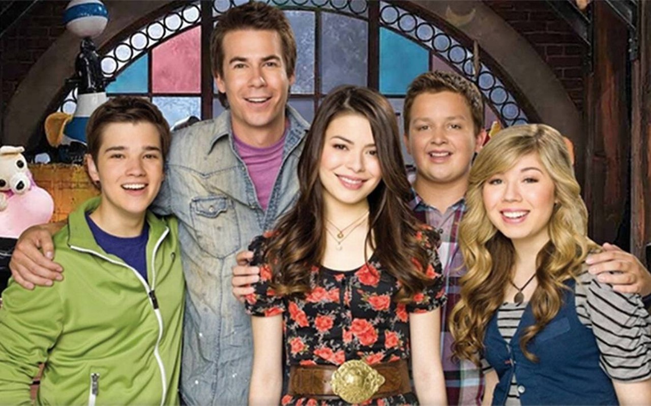 elenco icarly abusos madre