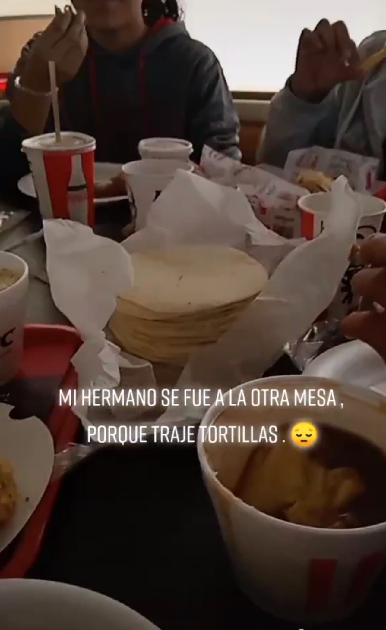 familia hermano tortillas verguenza