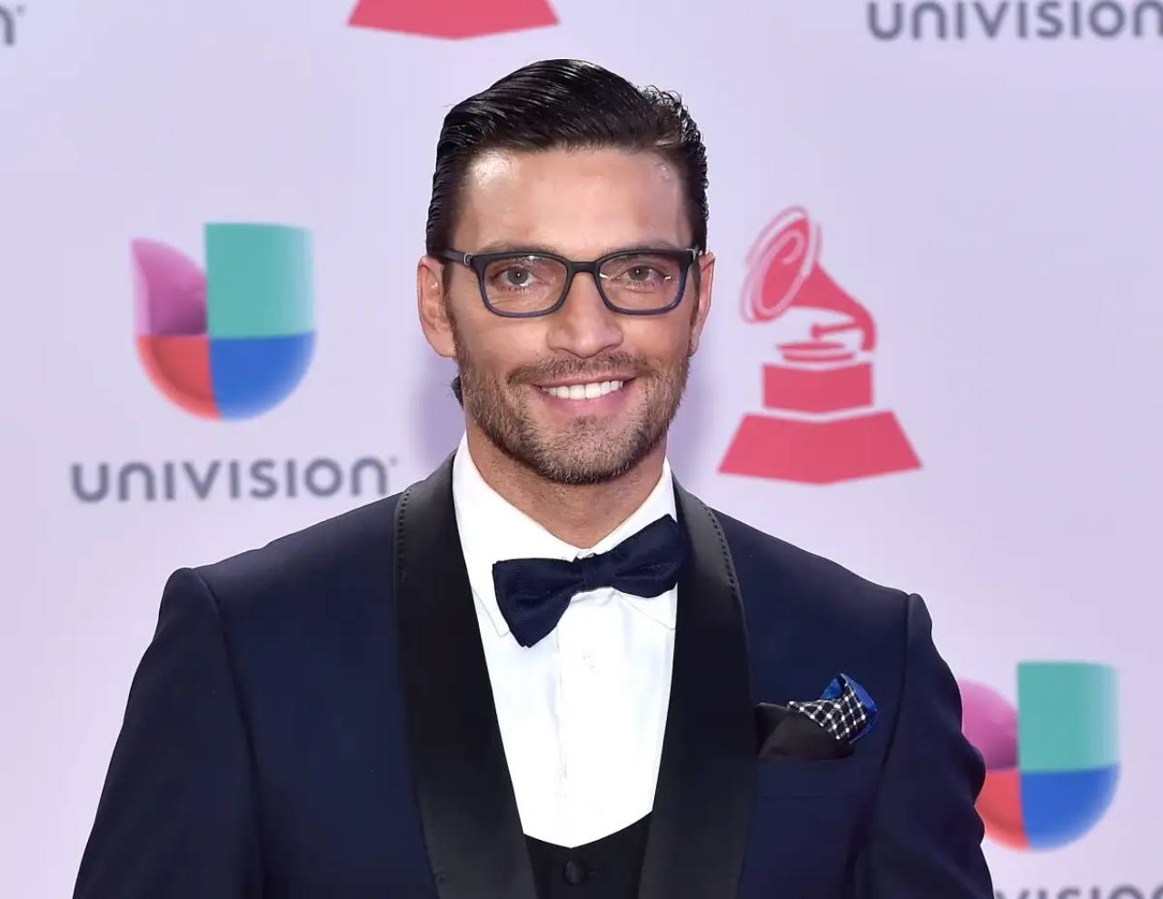 Julian Gil