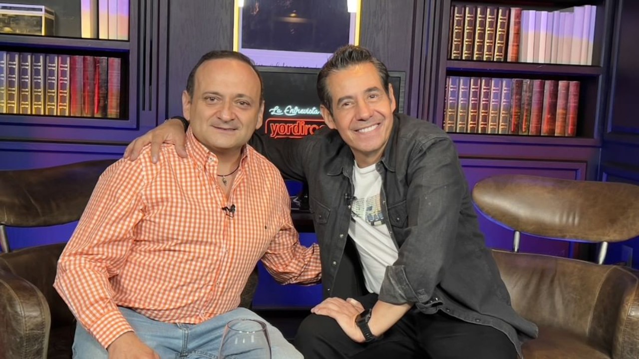 lalo Espana revela salir del closet