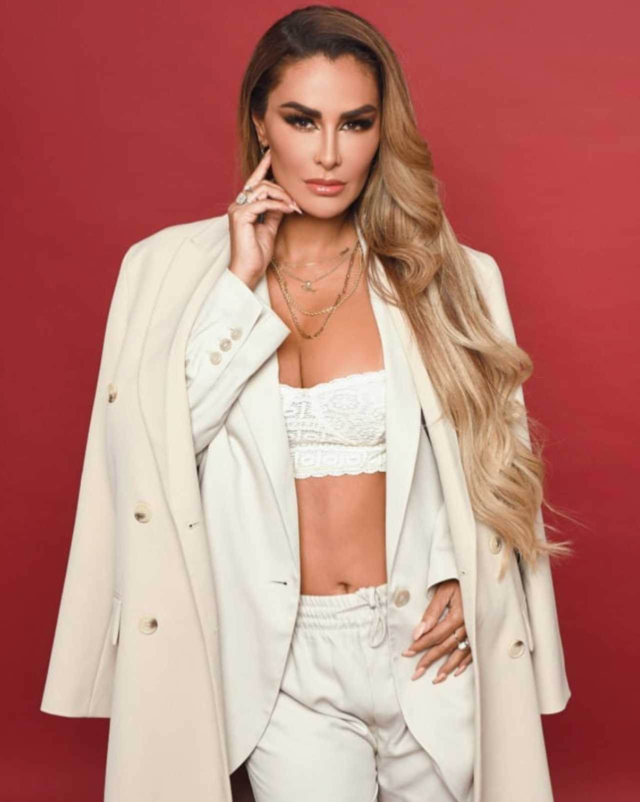 Ninel Conde vinculada con nuevo estafador