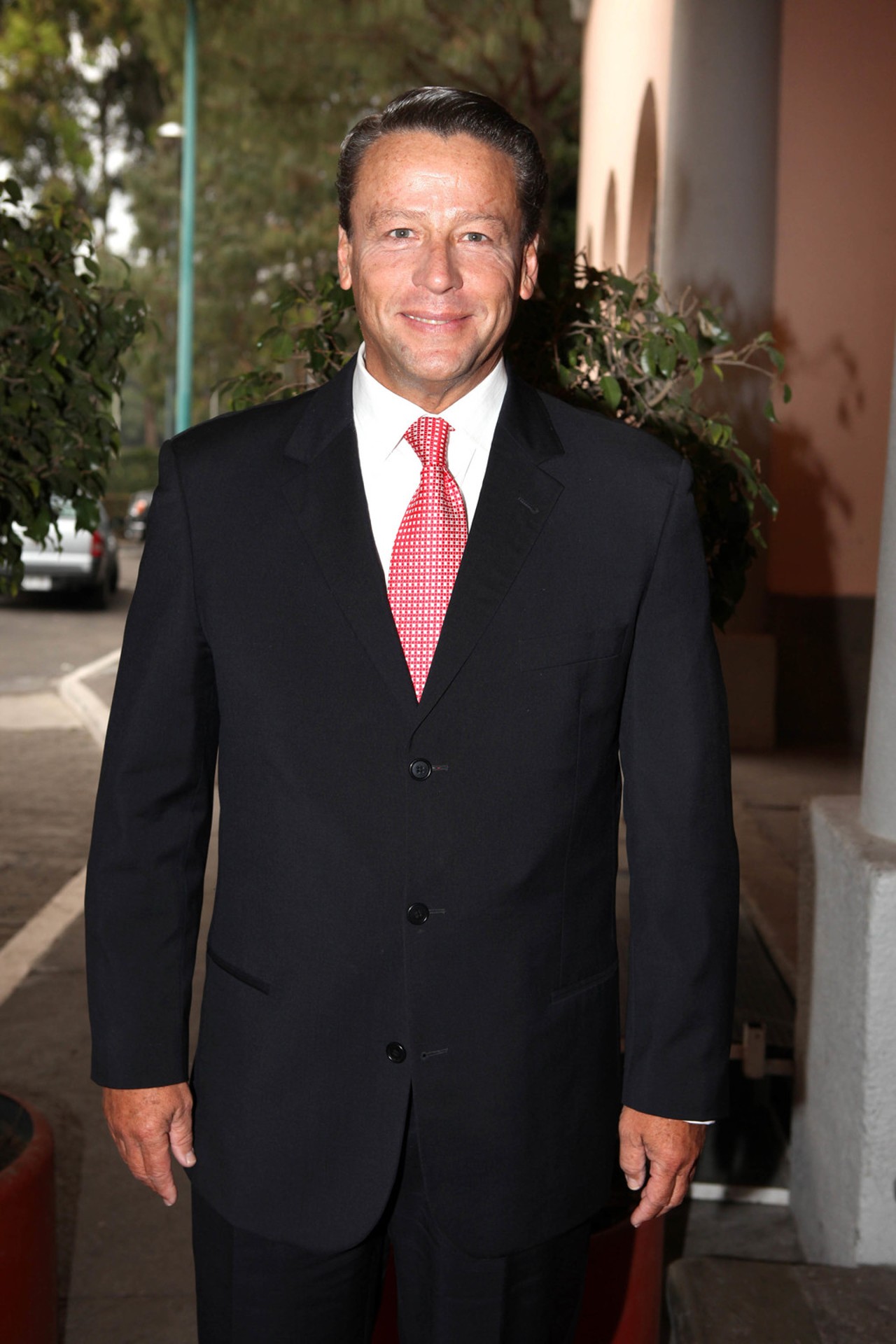 adame guapo hombre mundo