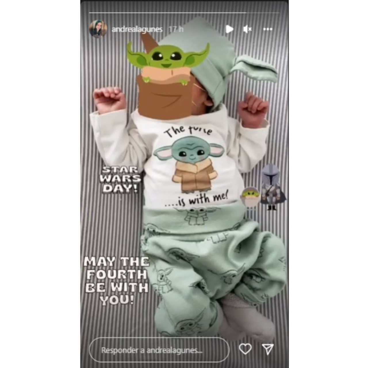 Andrea Lagunes muestra a su bebe