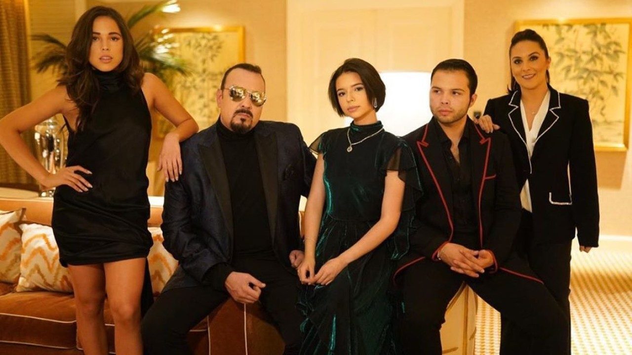 pepe aguilar hijas rubio angela aneliz