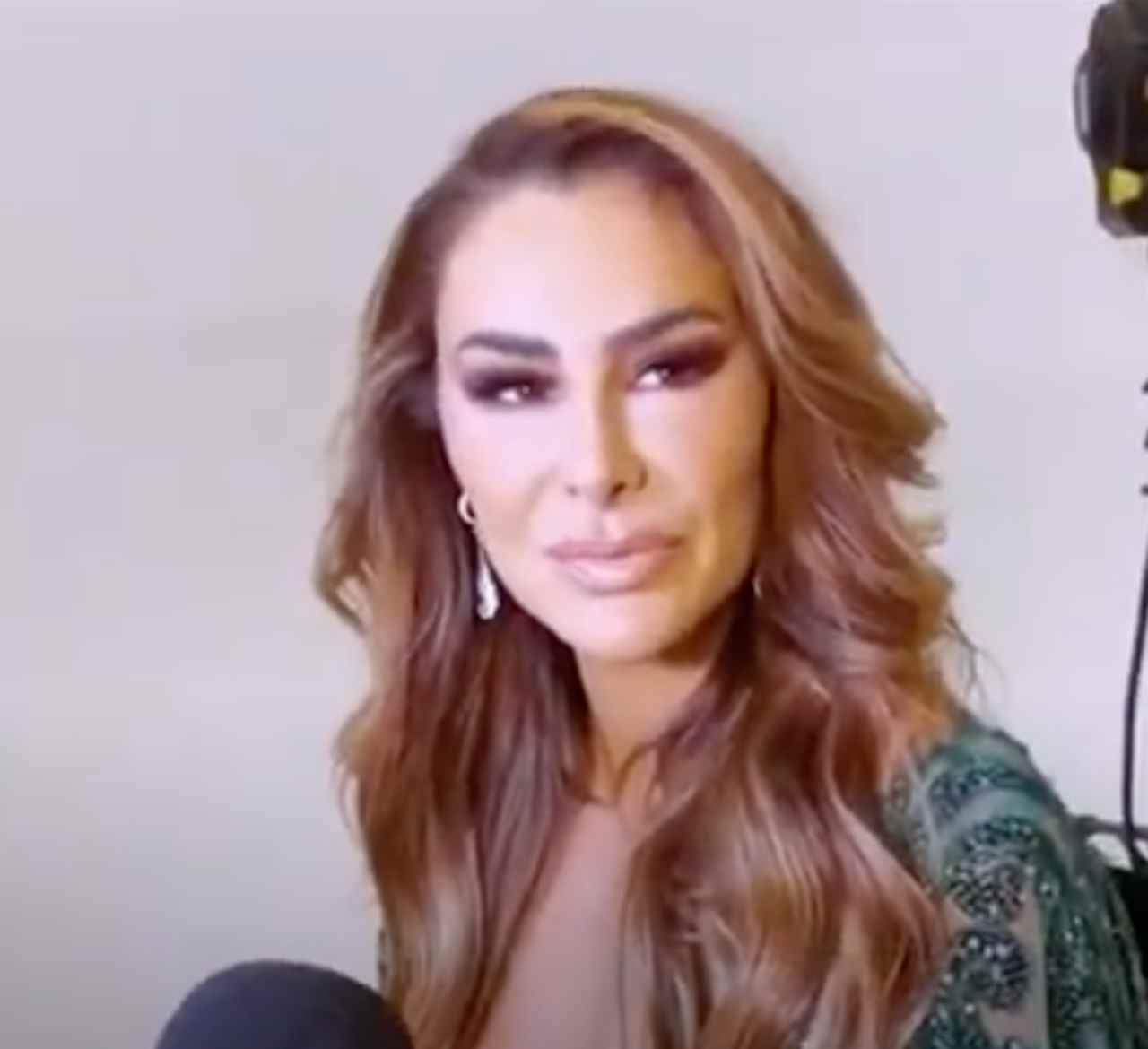 Ninel Conde habla de la muerte de Larry Ramos
