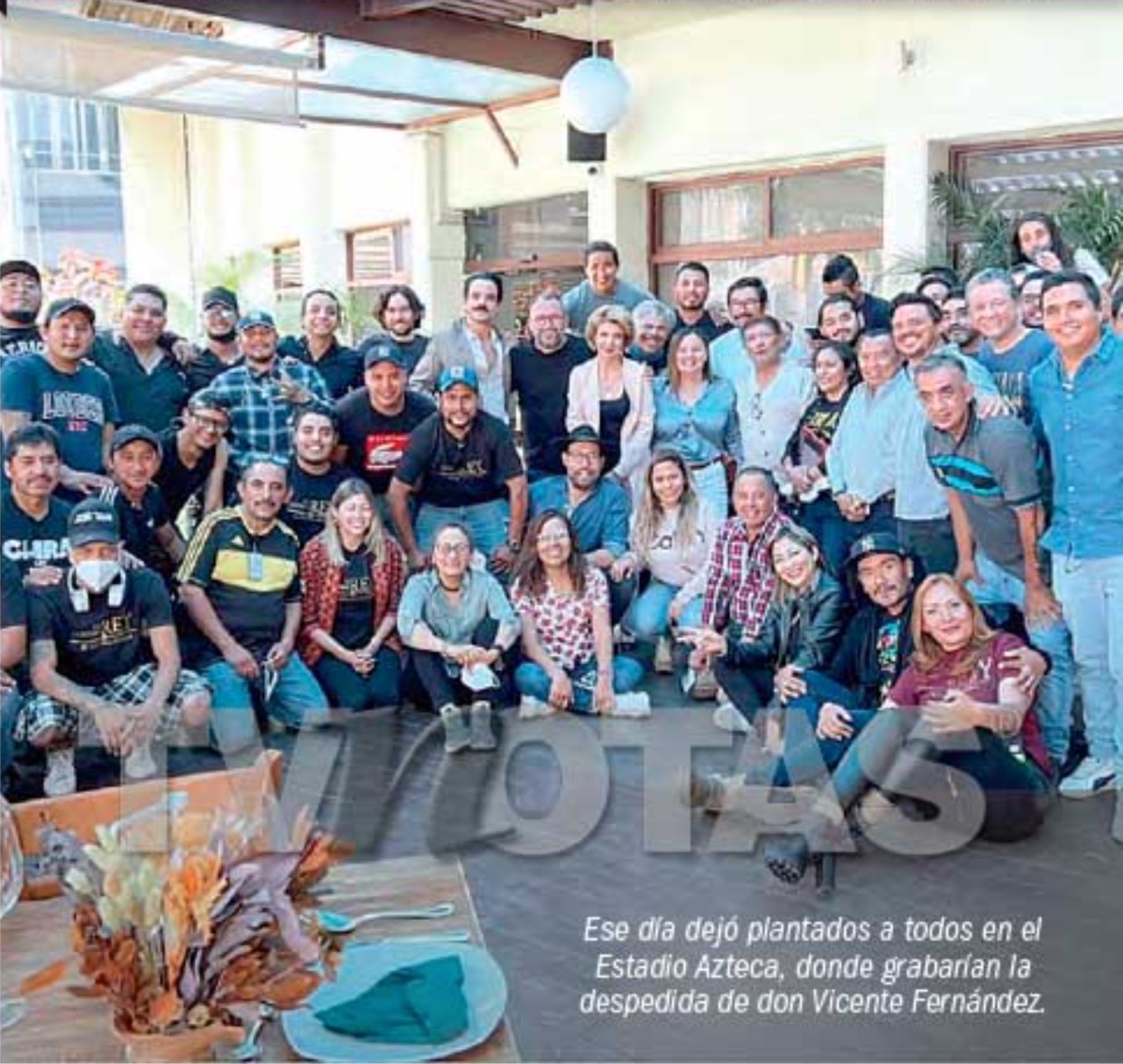 pablo montero borracho fiesta beso