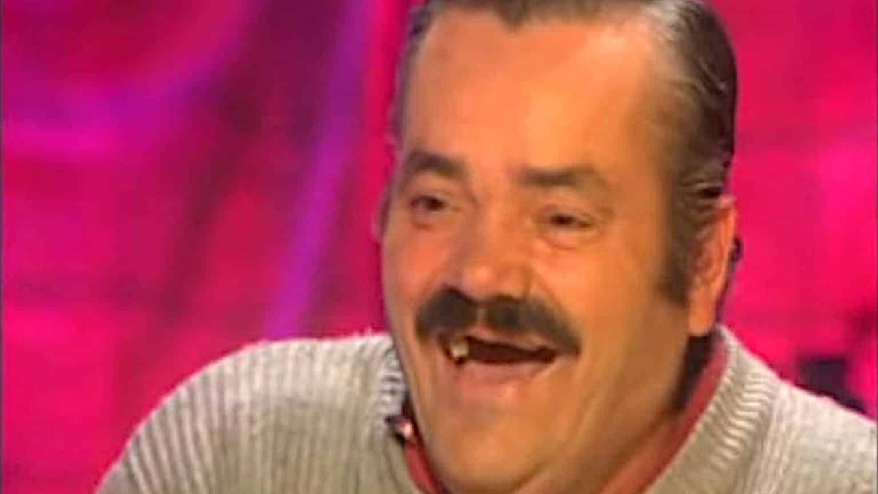 Meme risitas papel de baño olor vainilla
