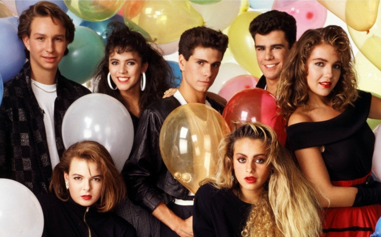 Una de las alineaciones de Timbiriche con Paulina Rubio y Thalía