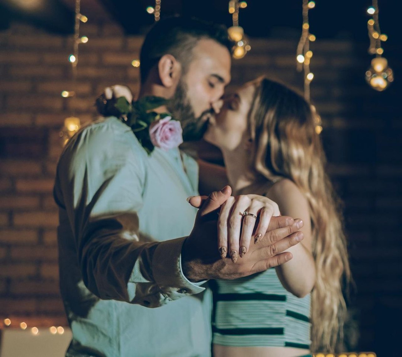 YosStop se casó semanas comprometerse novio