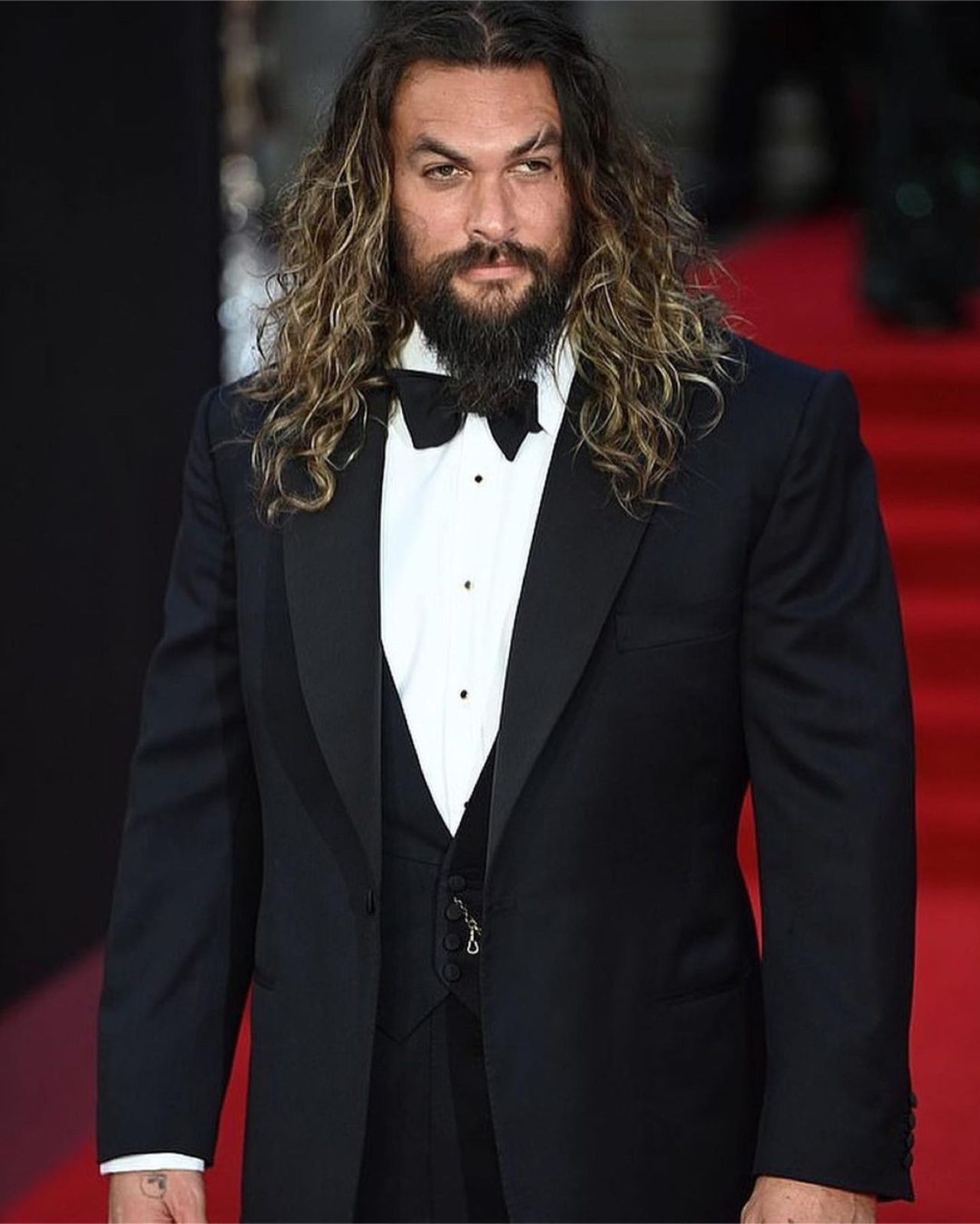 Jason Momoa ya no anda Eiza