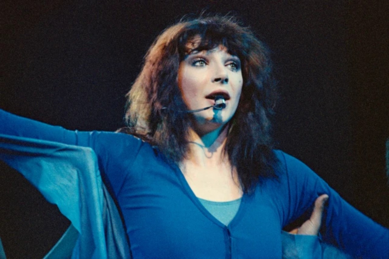 Kate Bush Running up that hill