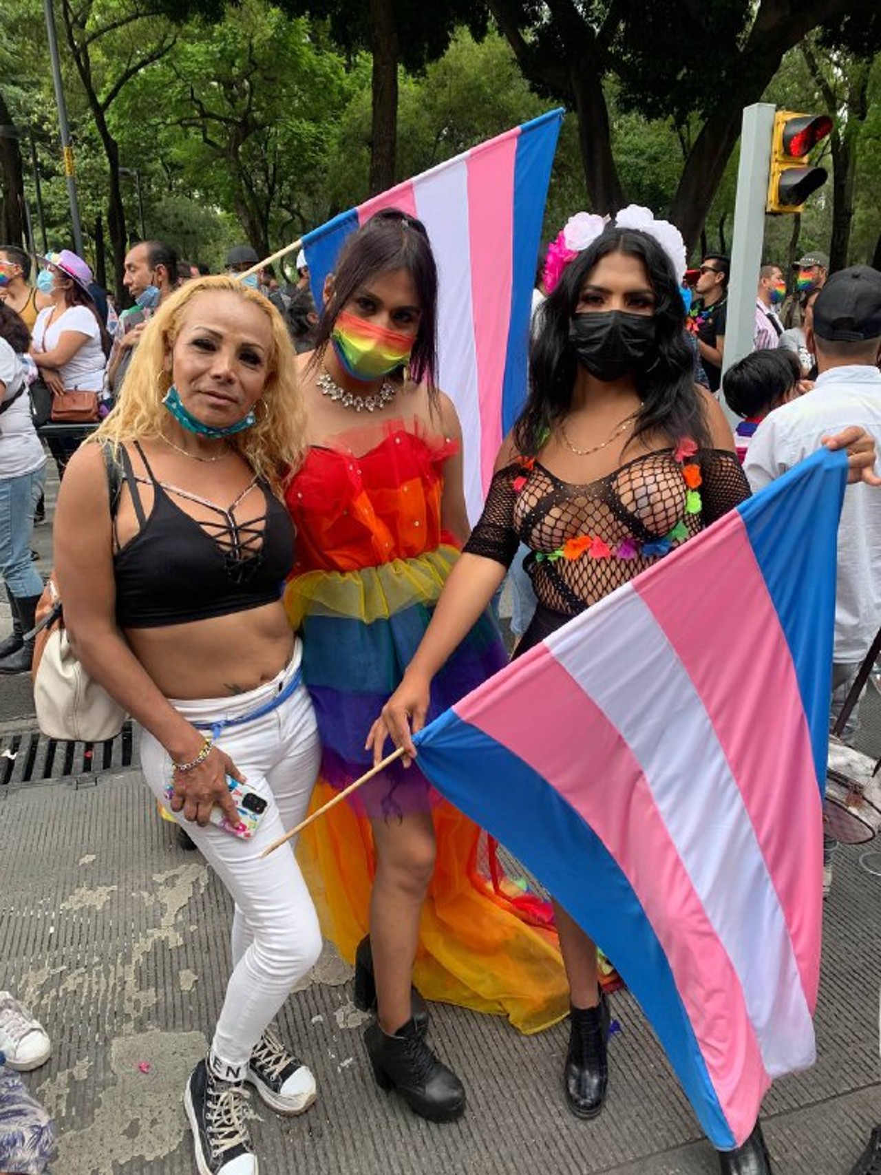 atuendos pride marcha del orgullo lgbt
