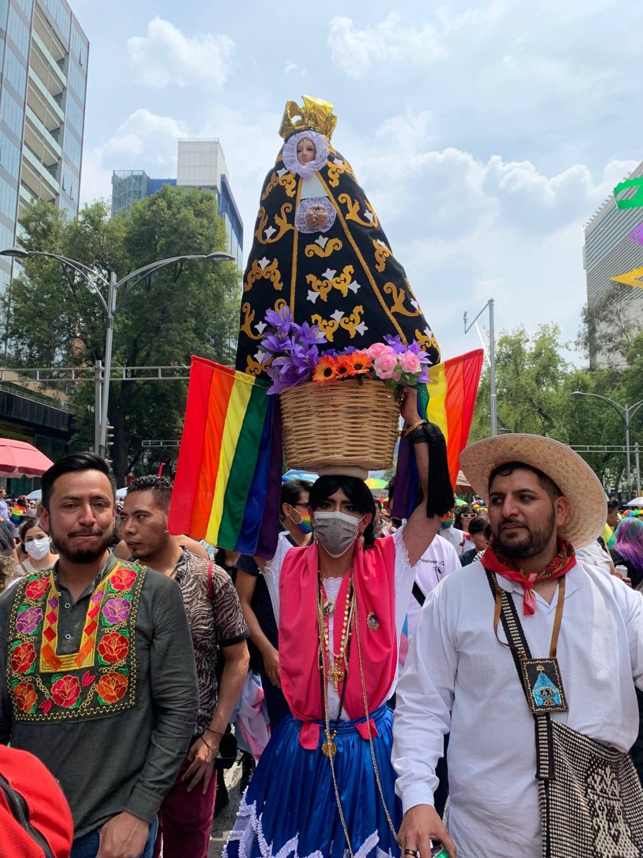 atuendos pride marcha del orgullo lgbt