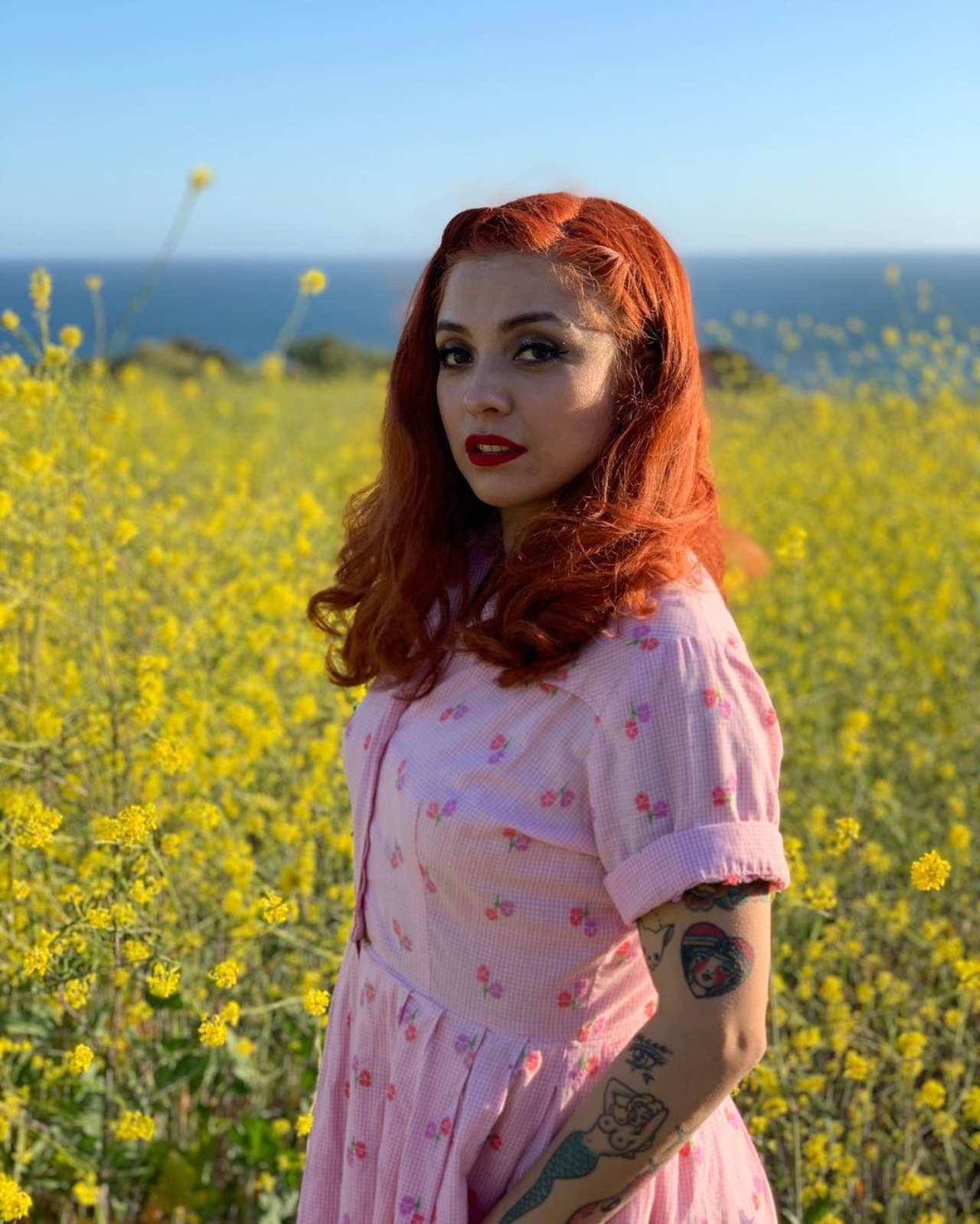 mon Laferte ya es mexicana nacionalidad
