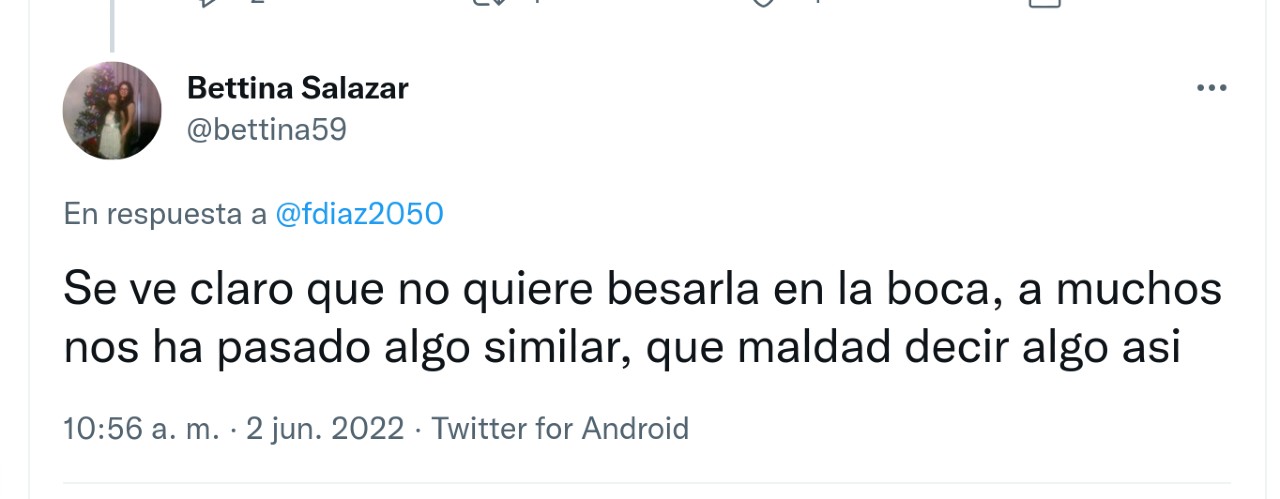 fans nodal beso rechazado denfensa
