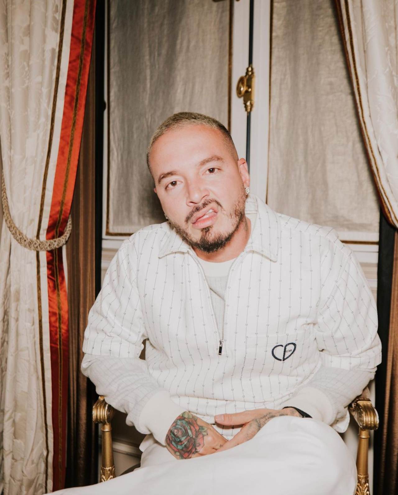 J Balvin Nodal se pelean insultos